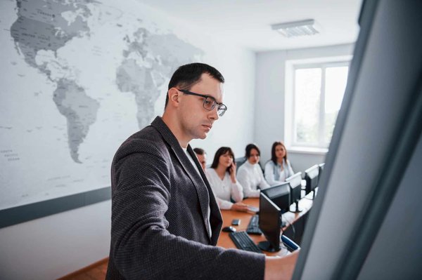 What's the Best Method for Applying Protective Ceramic Coatings on Alloy Wheels?